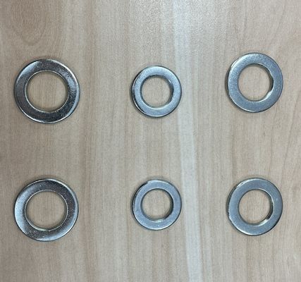 EN14399-6 HV300/HRC35-45 भारी वाशर M12-M36 जिंक लेपित / HDG